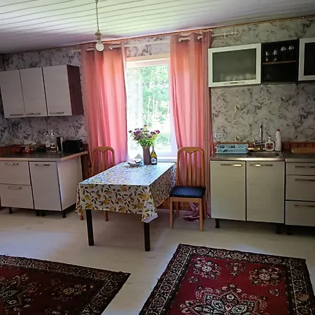 Domek letniskowy Aia Moisa Puhkekeskus Kihnus Parnawa